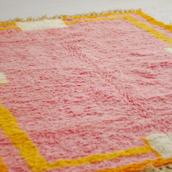 Handwoven Berber wool rug- Authentic Craftsmanship - 10ftx8ft - Picture 3 of 8